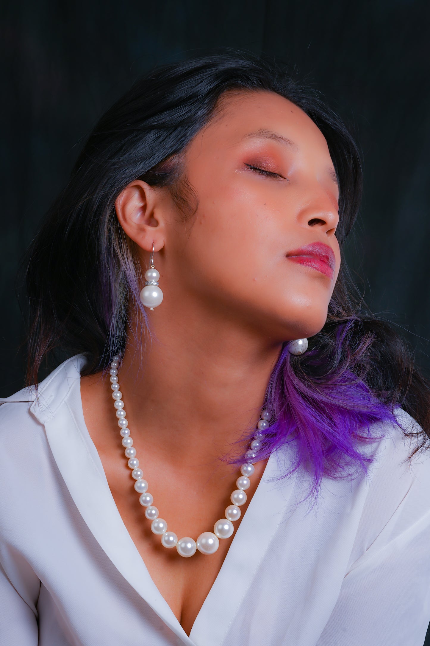 Stunning Graduated Pearls Necklace