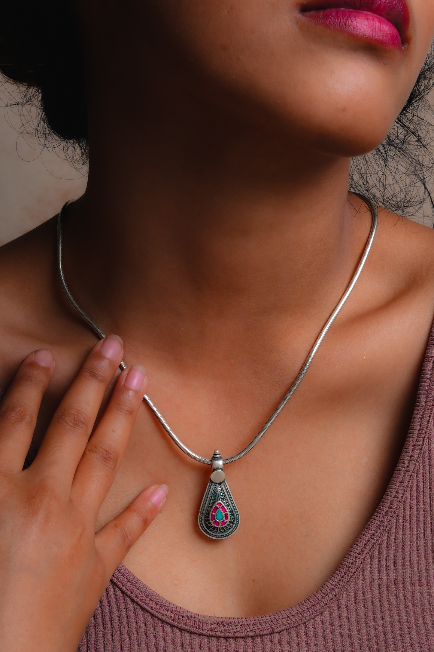 Miraya Silver Kundan Pendant