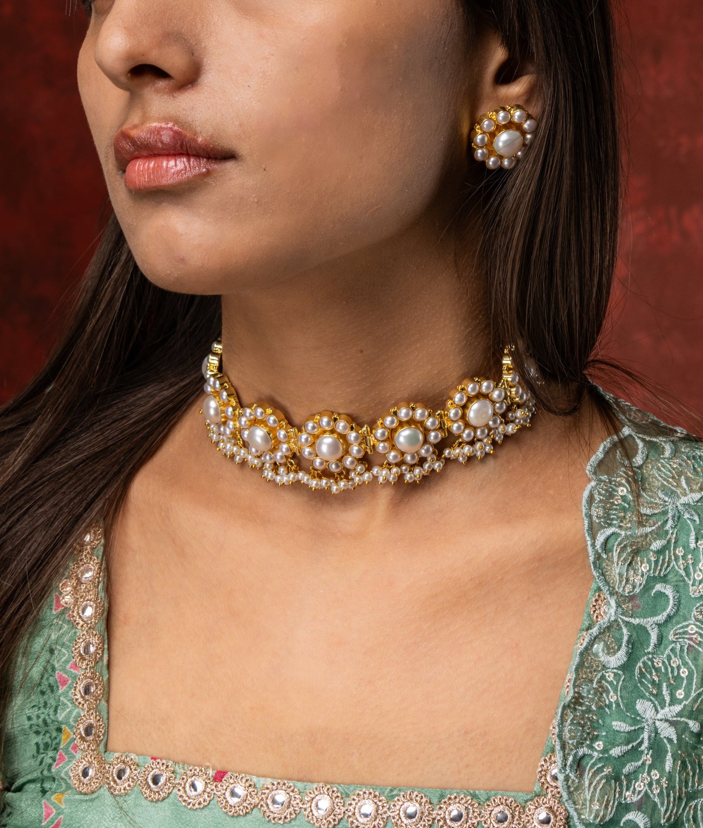 Aamna Choker Set