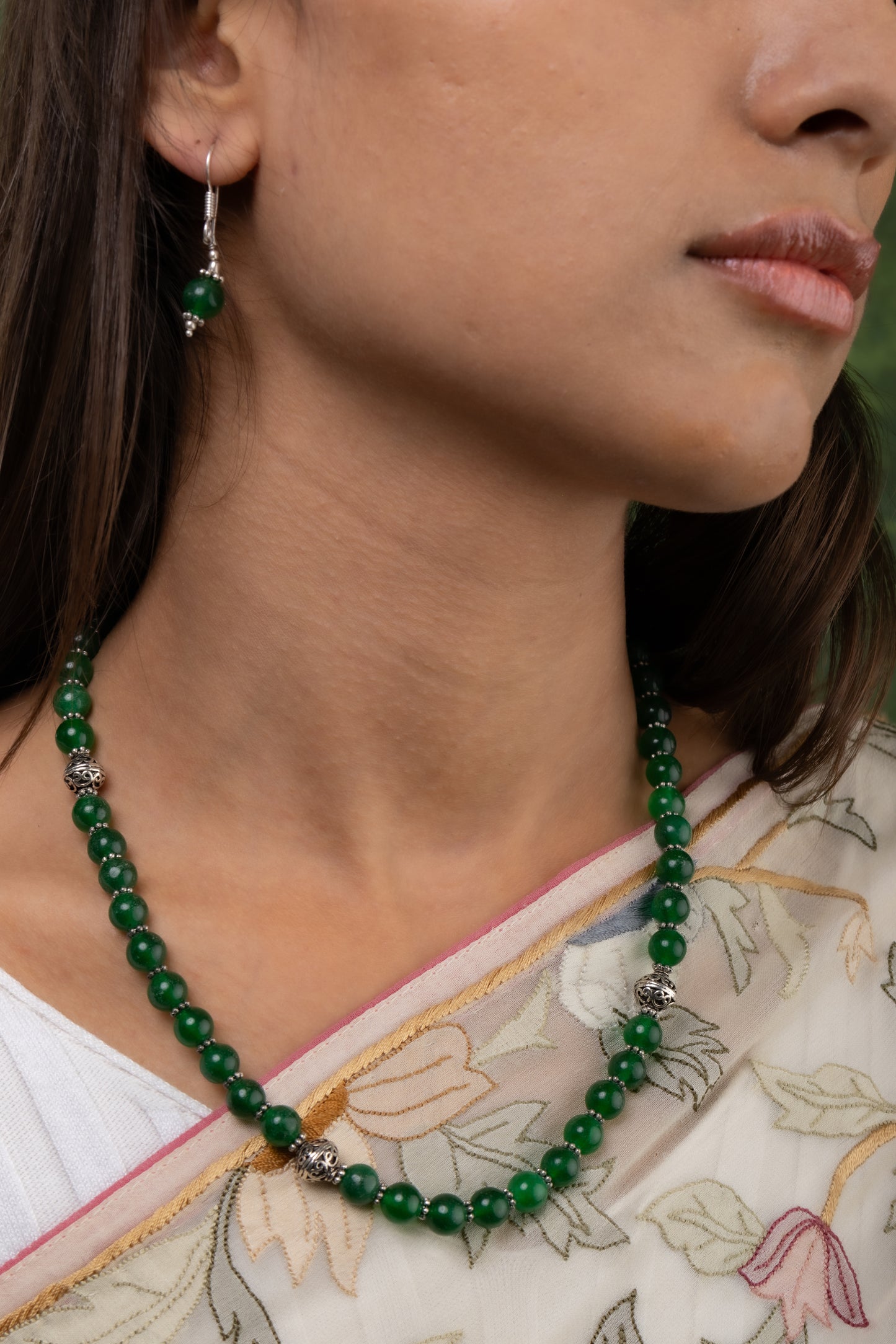 Single String Green Necklace
