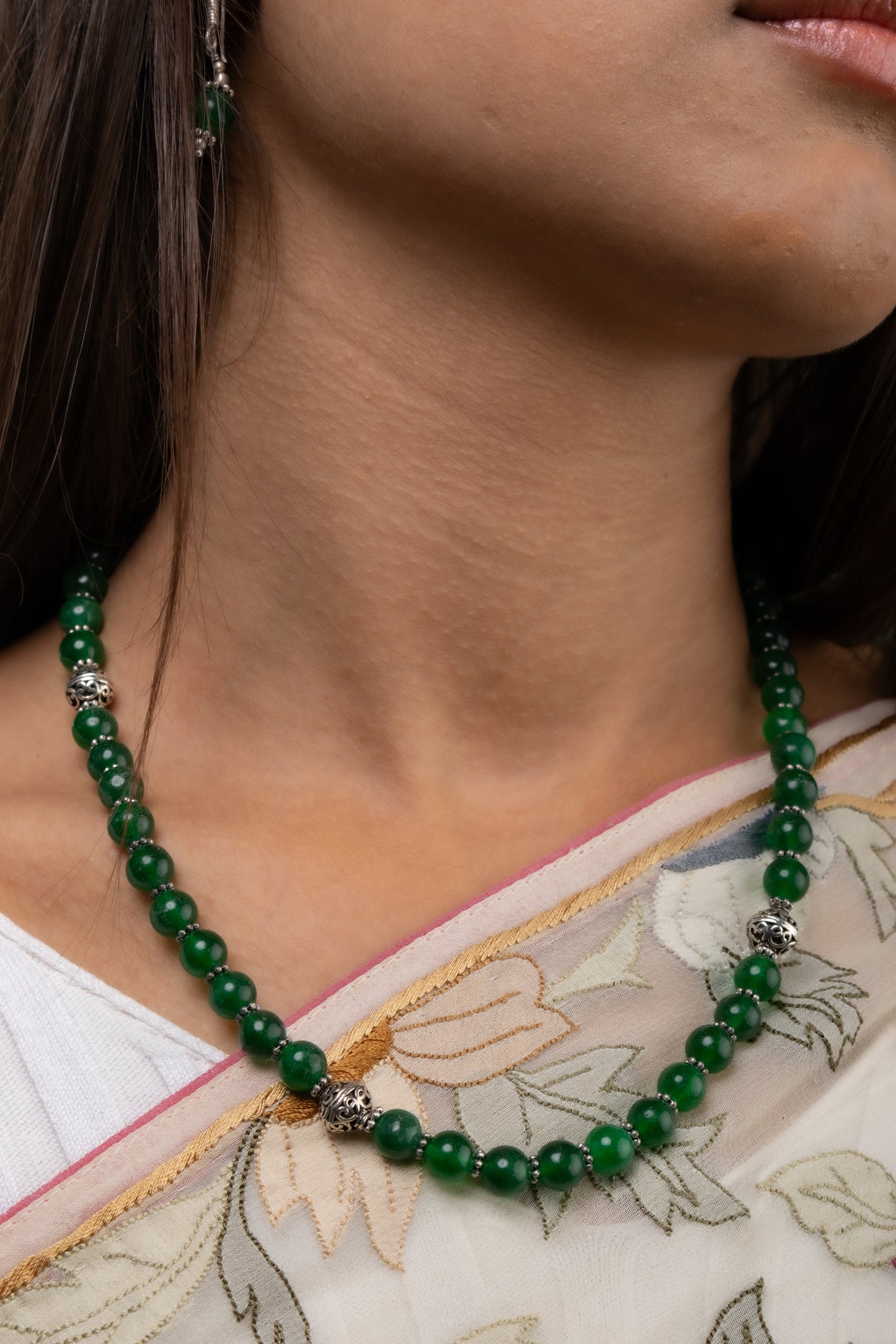 Single String Green Necklace