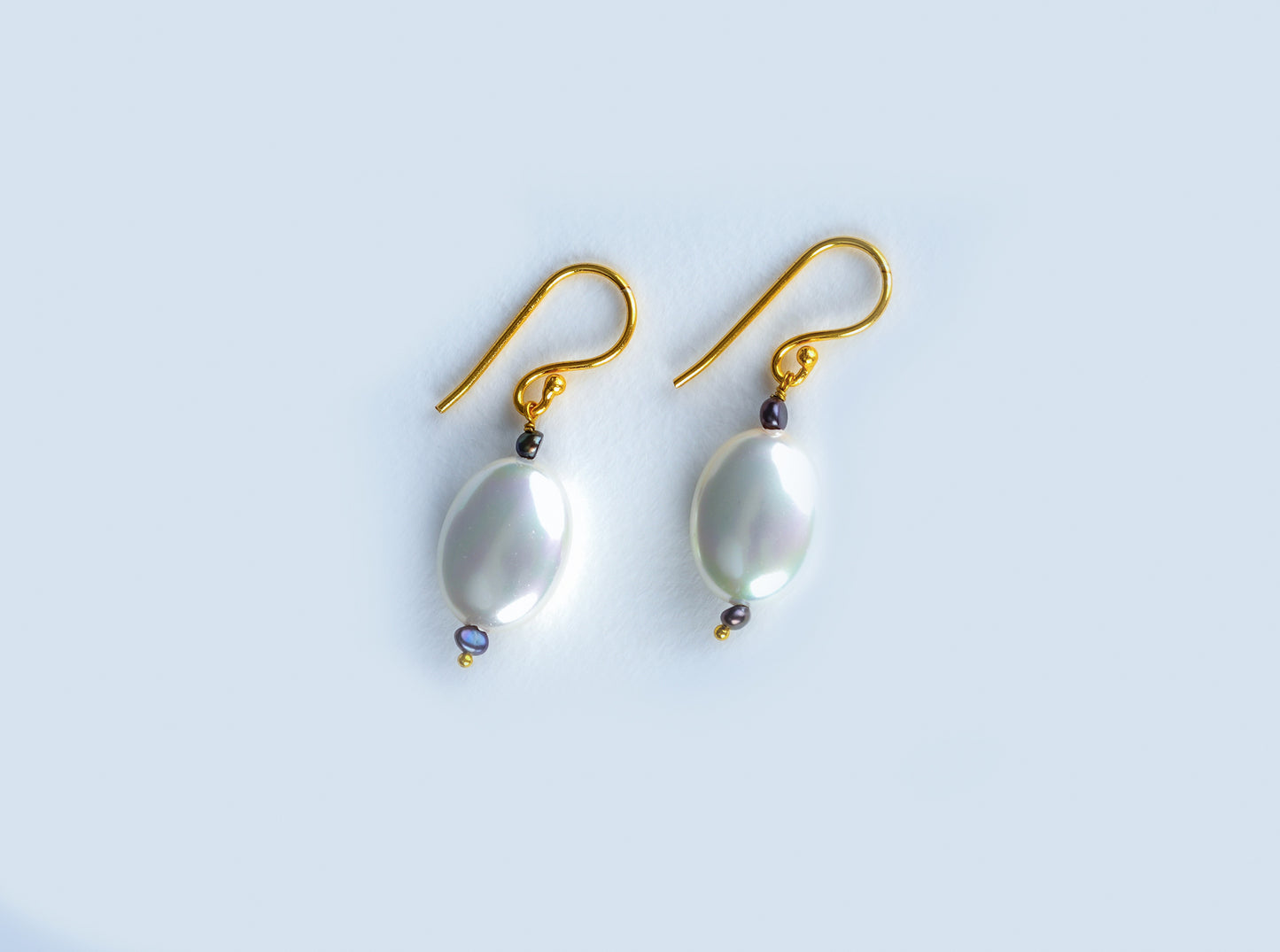 Pearl Oval Earrings