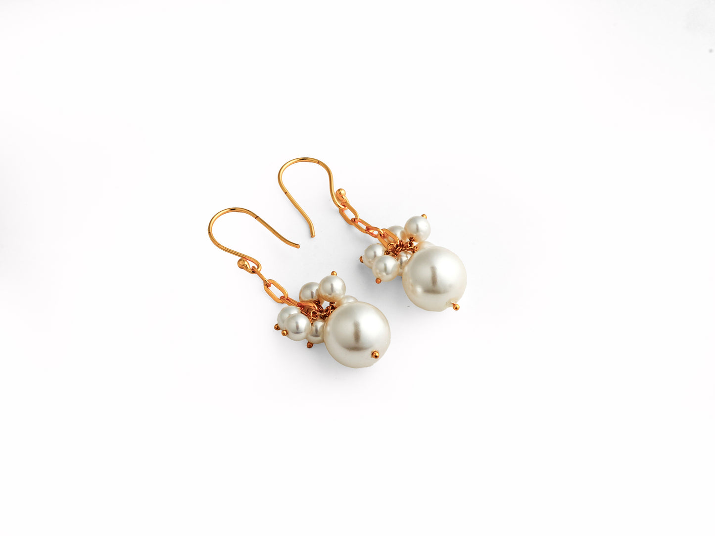 Maddona Pearl Earrings