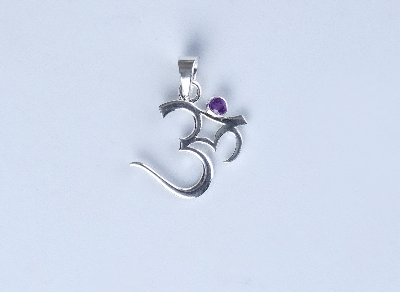 Eternal 'OM' Silver Pendant With Amethyst