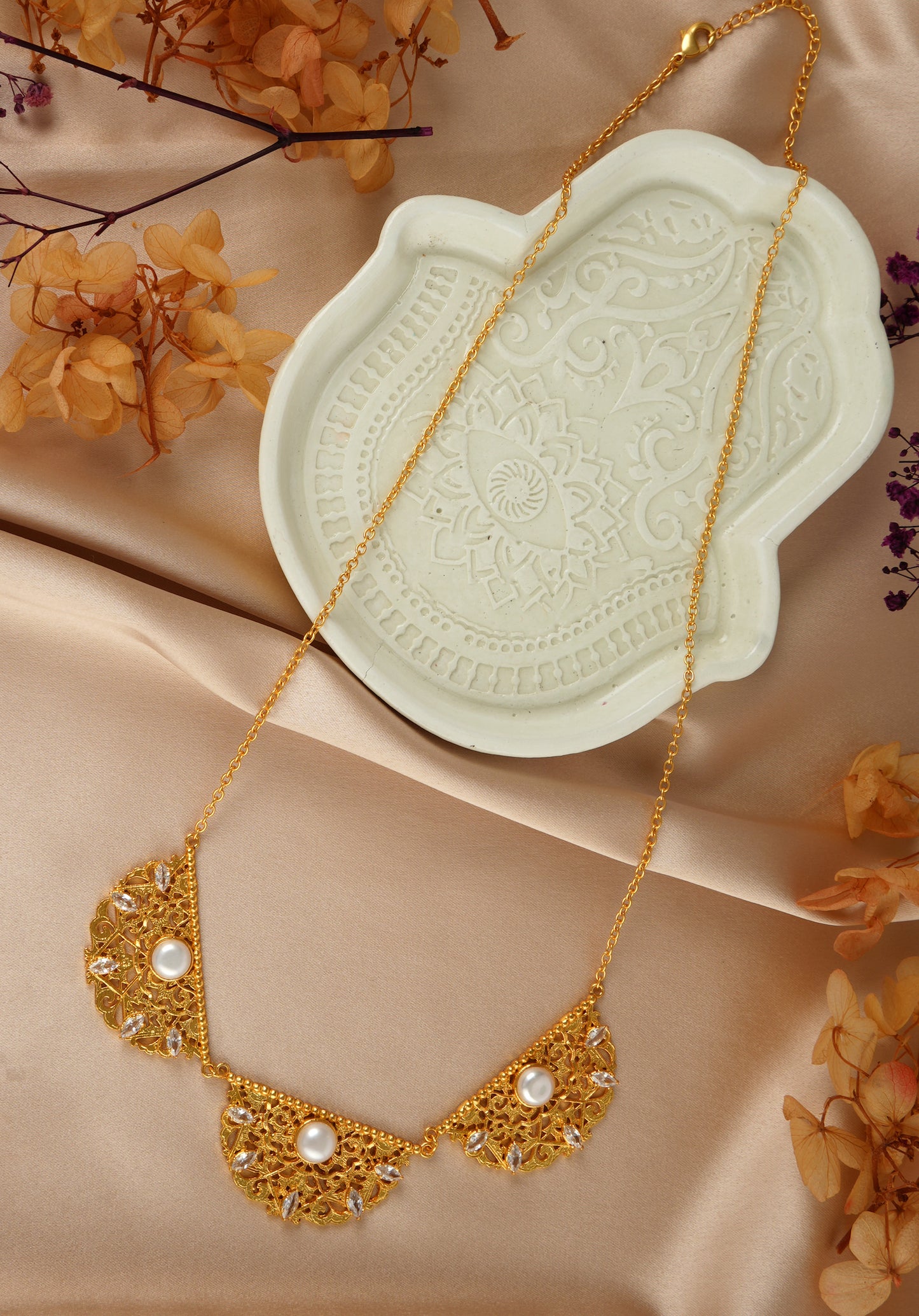 Nilofer Set