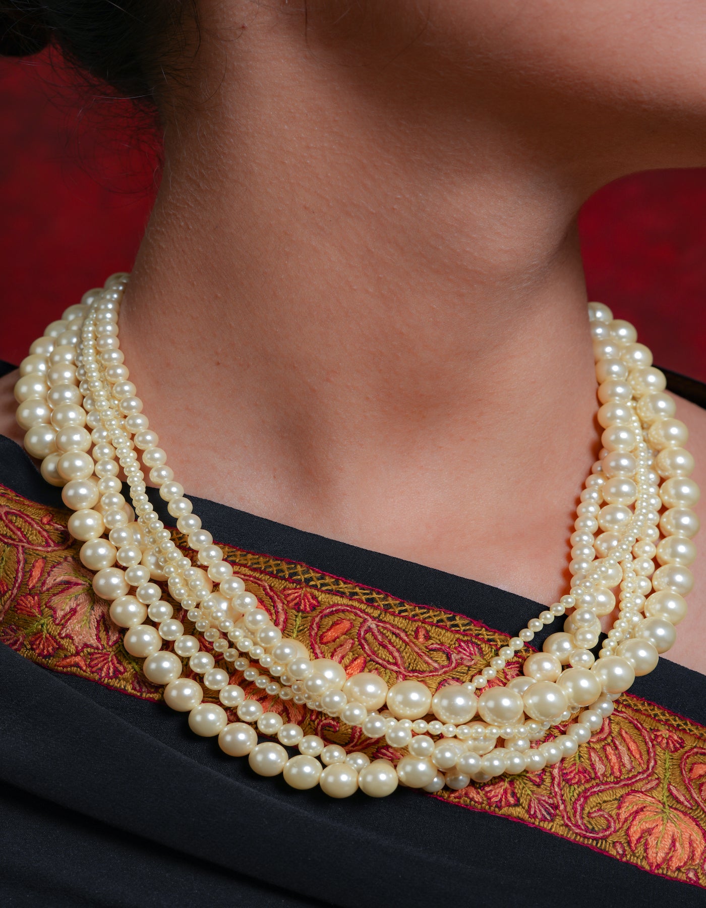 Ivory Interwoven Pearl Necklace