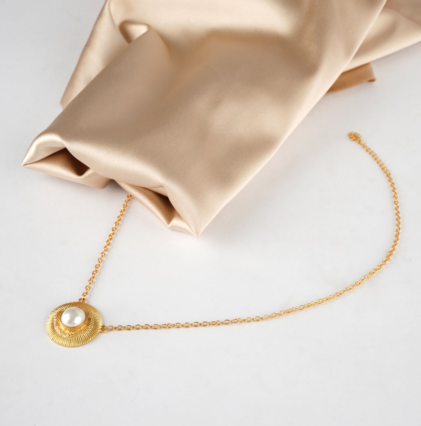Luminous Pearl Set (2)