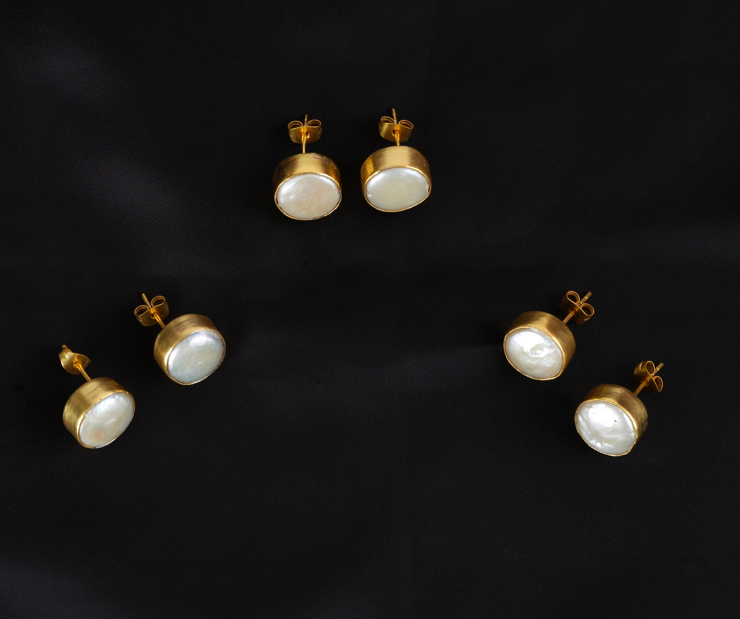 Baroque Pearl Studs (16 mm)