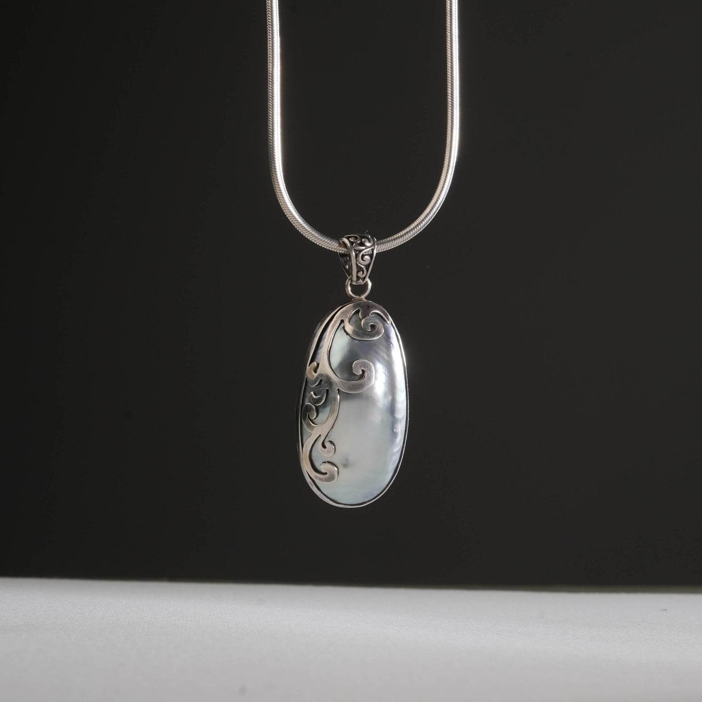 Mother Of Pearl Silver Necklace