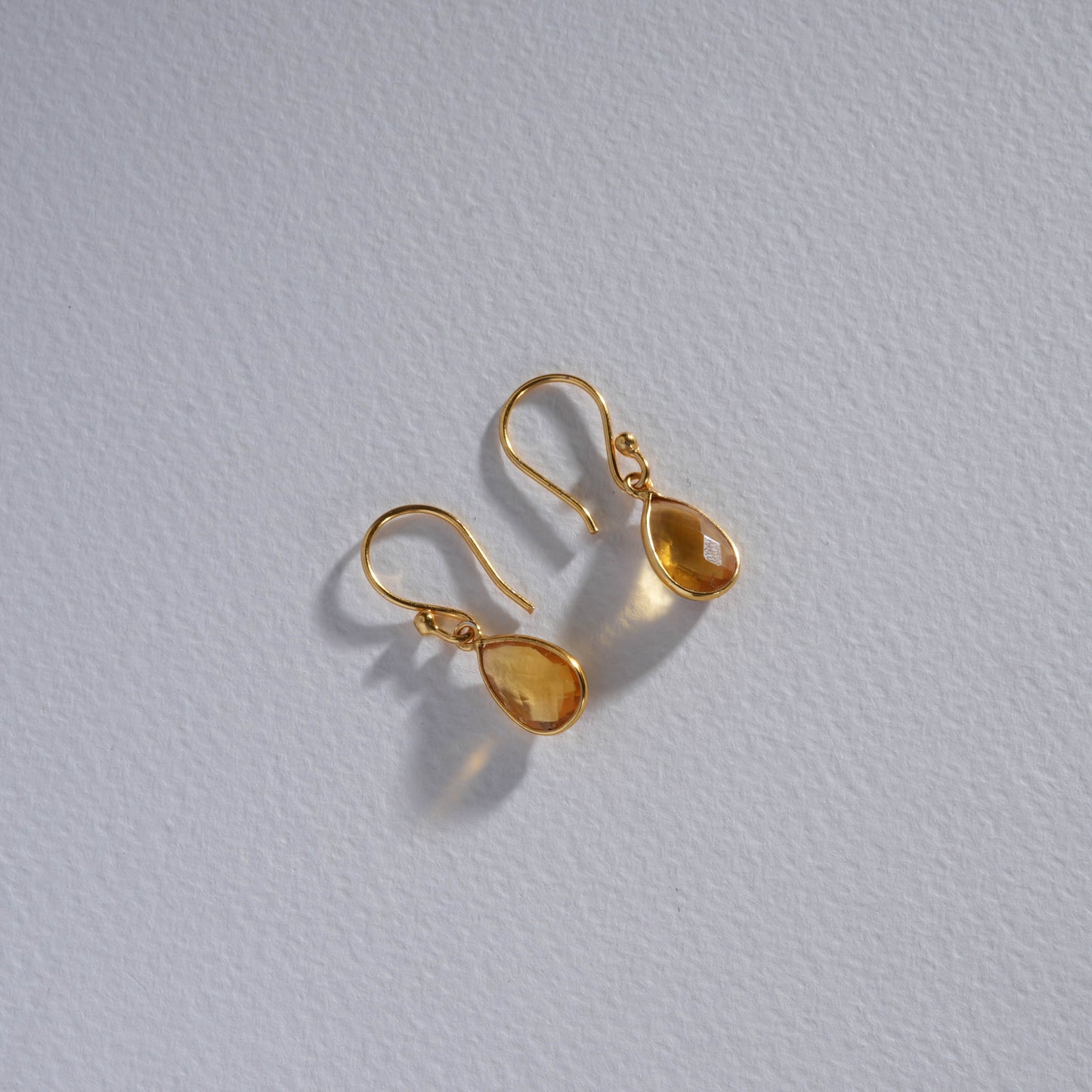 Minimal Citrine Pendant Set