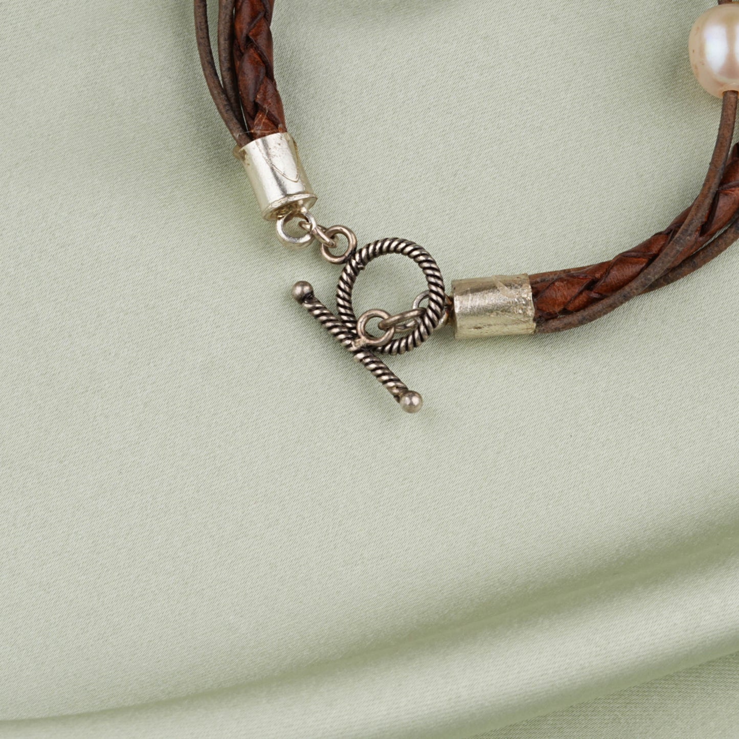 Silver Pearl Leather Bracelet