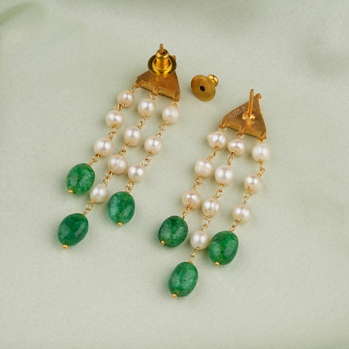 Tikona Kundan Pearl Earring
