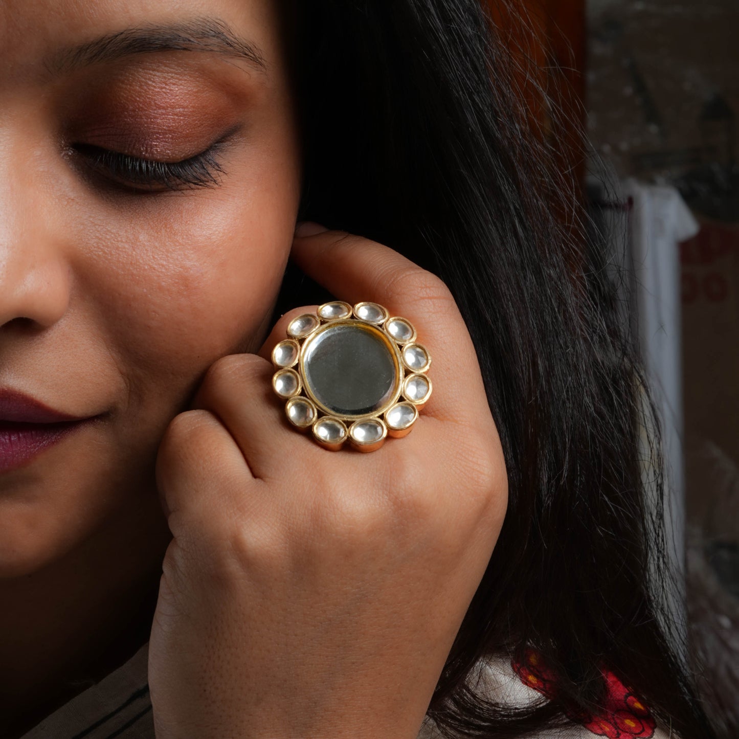 Oval Kundan Arsi Wedding Ring In Silver