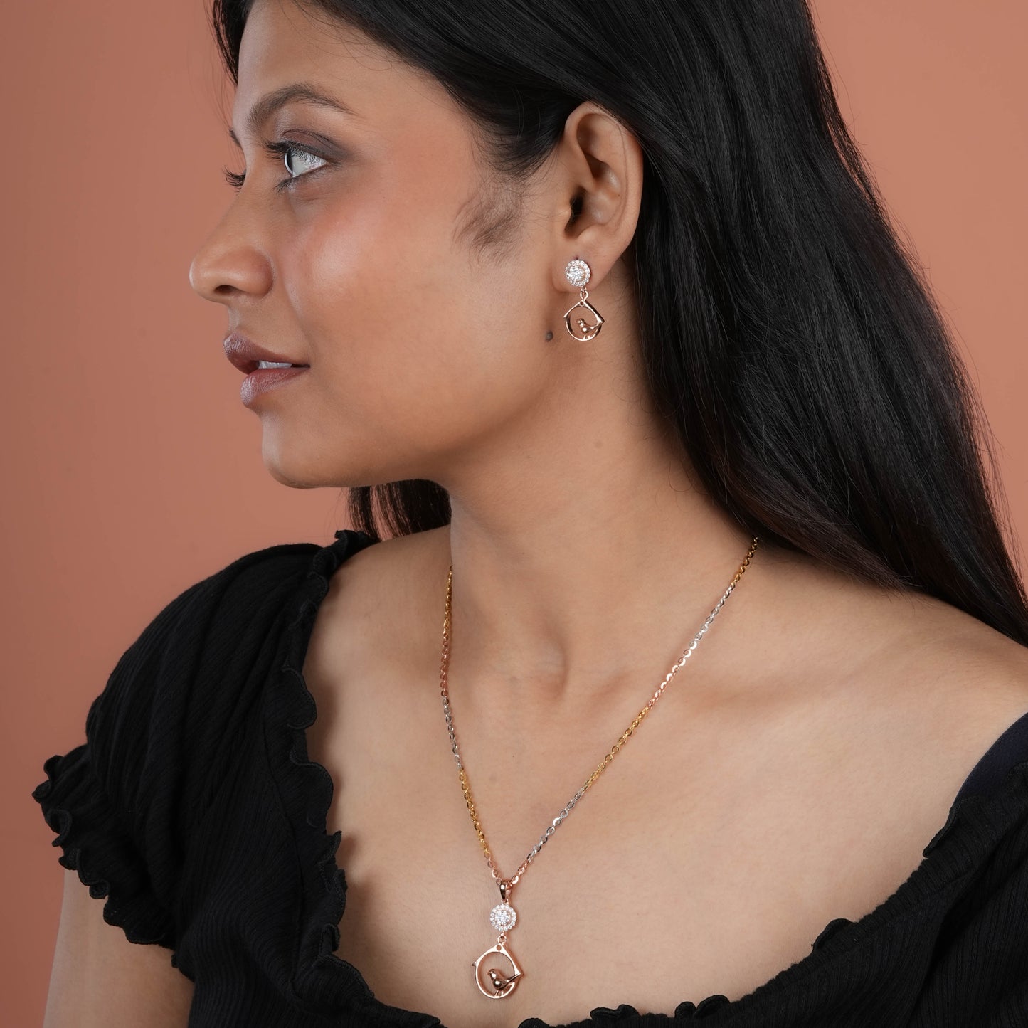 Dove Rose Gold Necklace Set