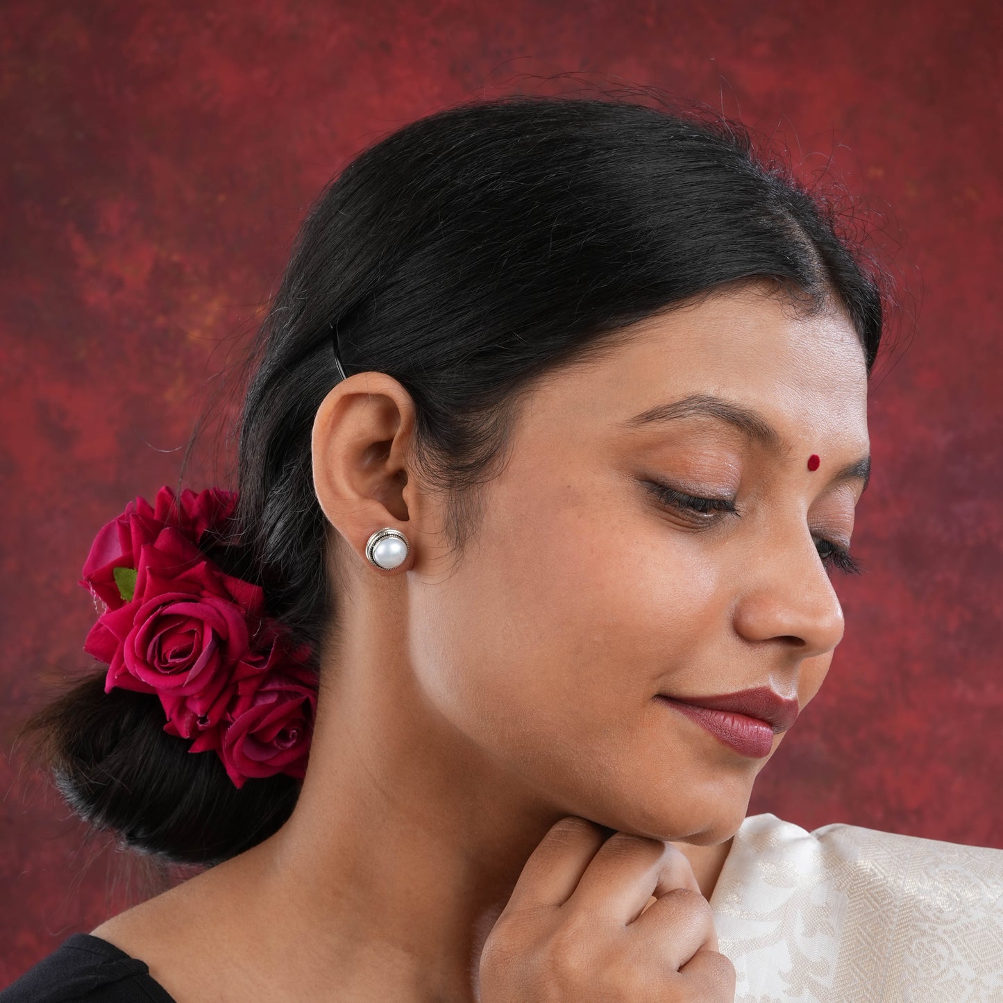 Diana Pearl Studs