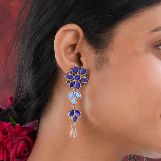 Madhu Chndrika Neela Phool Silver Danglers