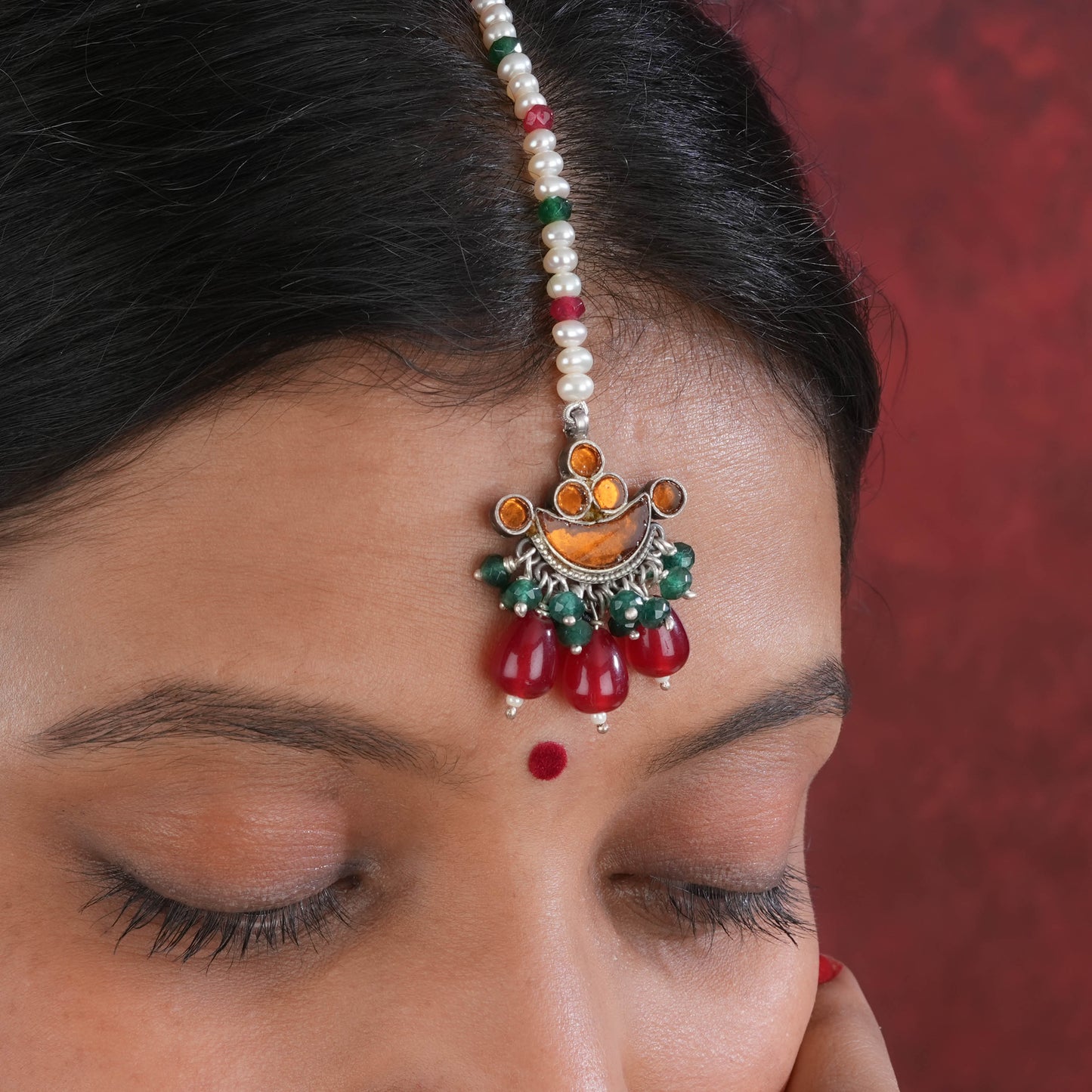Madhu Chandrika Chanda Maang Tikka