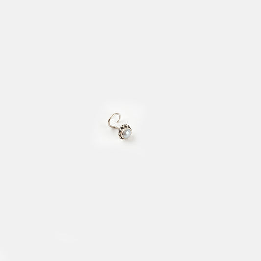 Flower Pearl Silver Nose Pin