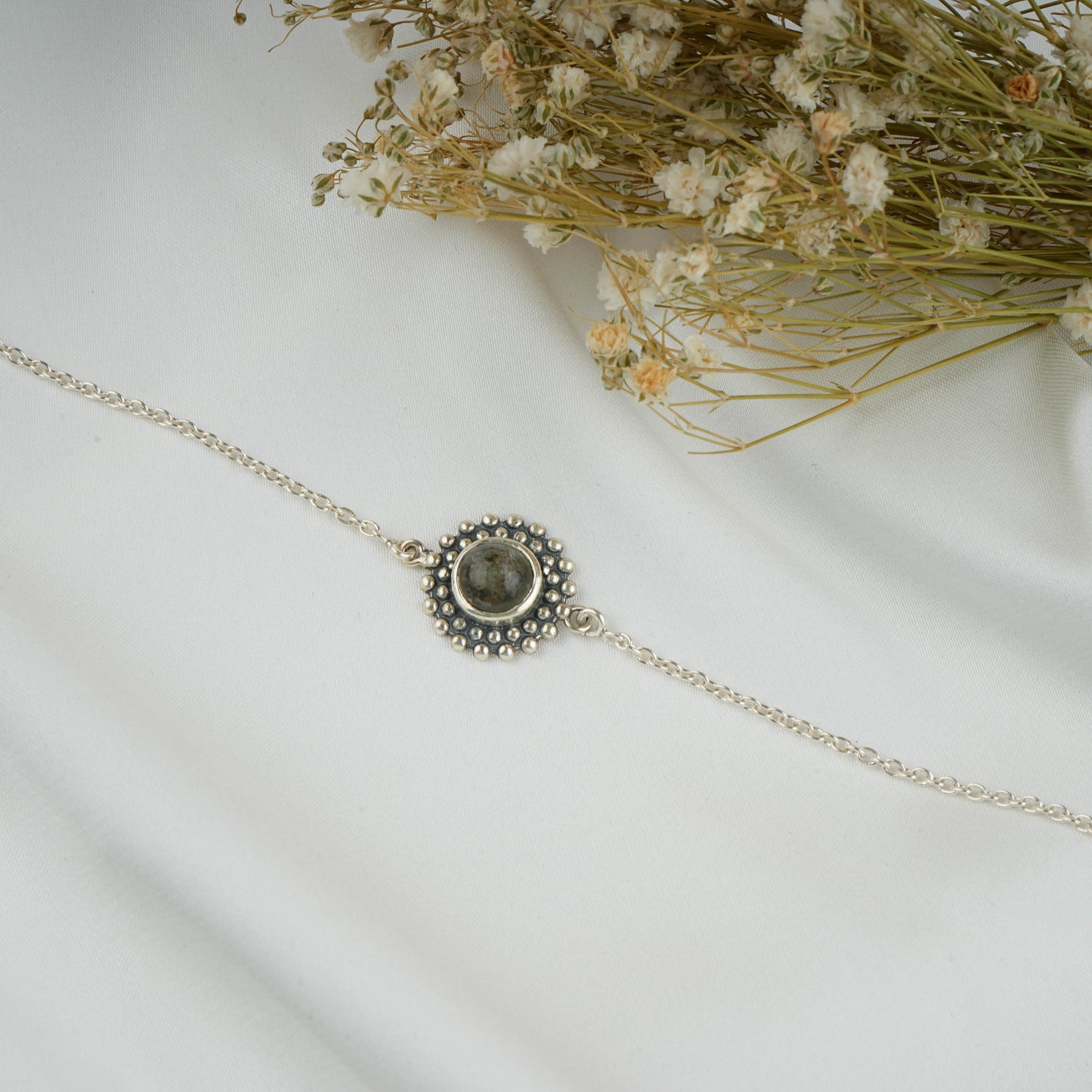 Dainty Labradorite Silver Bracelet