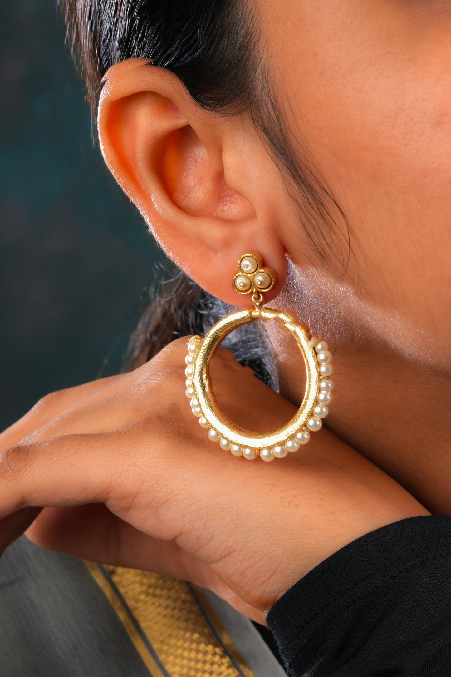Diva Pearl Hoops