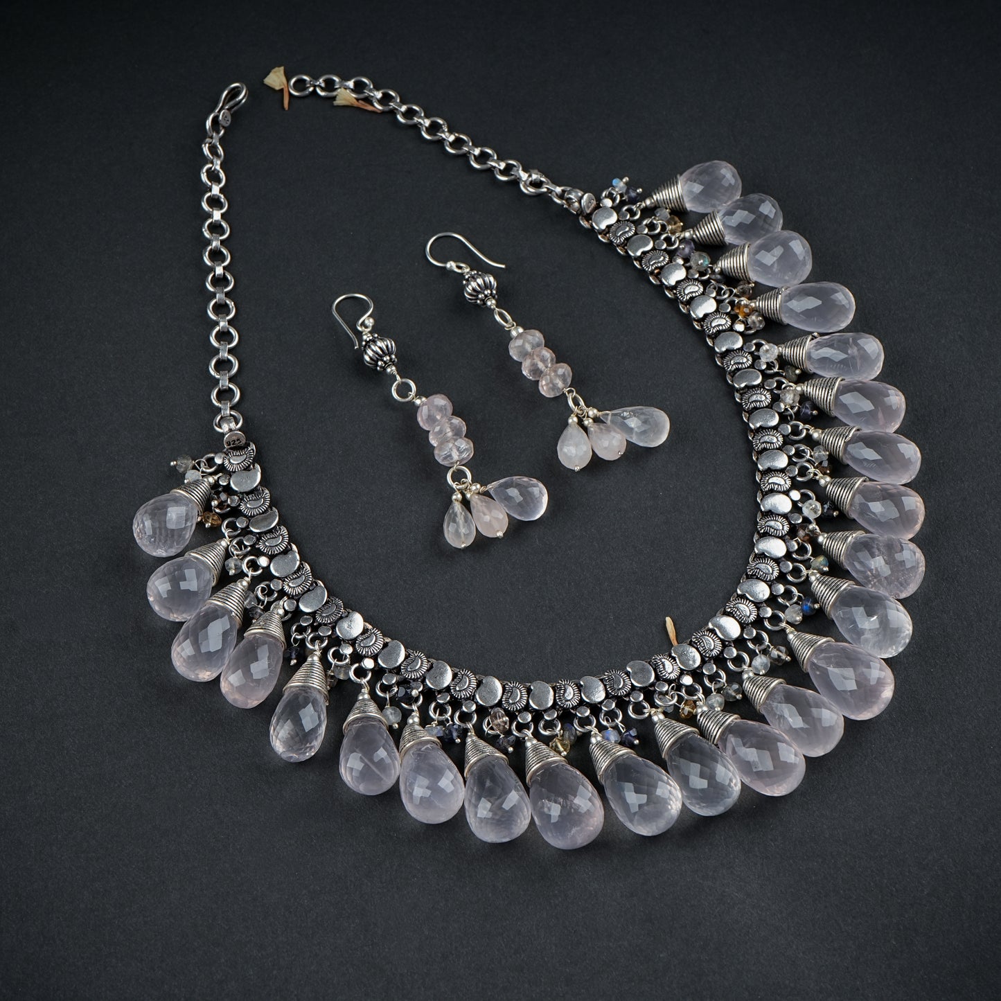 Roseate Rose Quartz Drops Neklace Set