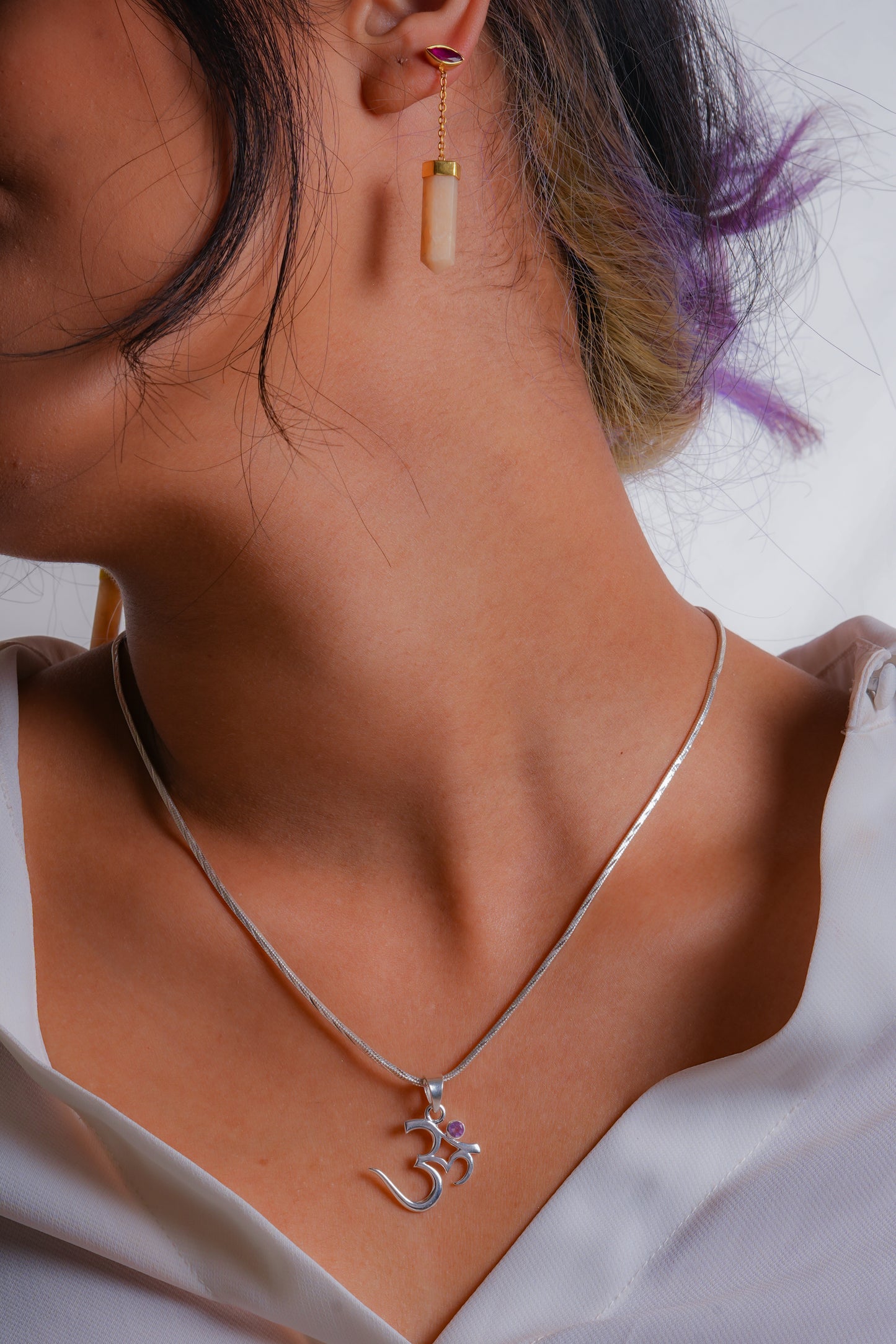 Eternal 'OM' Silver Pendant With Amethyst