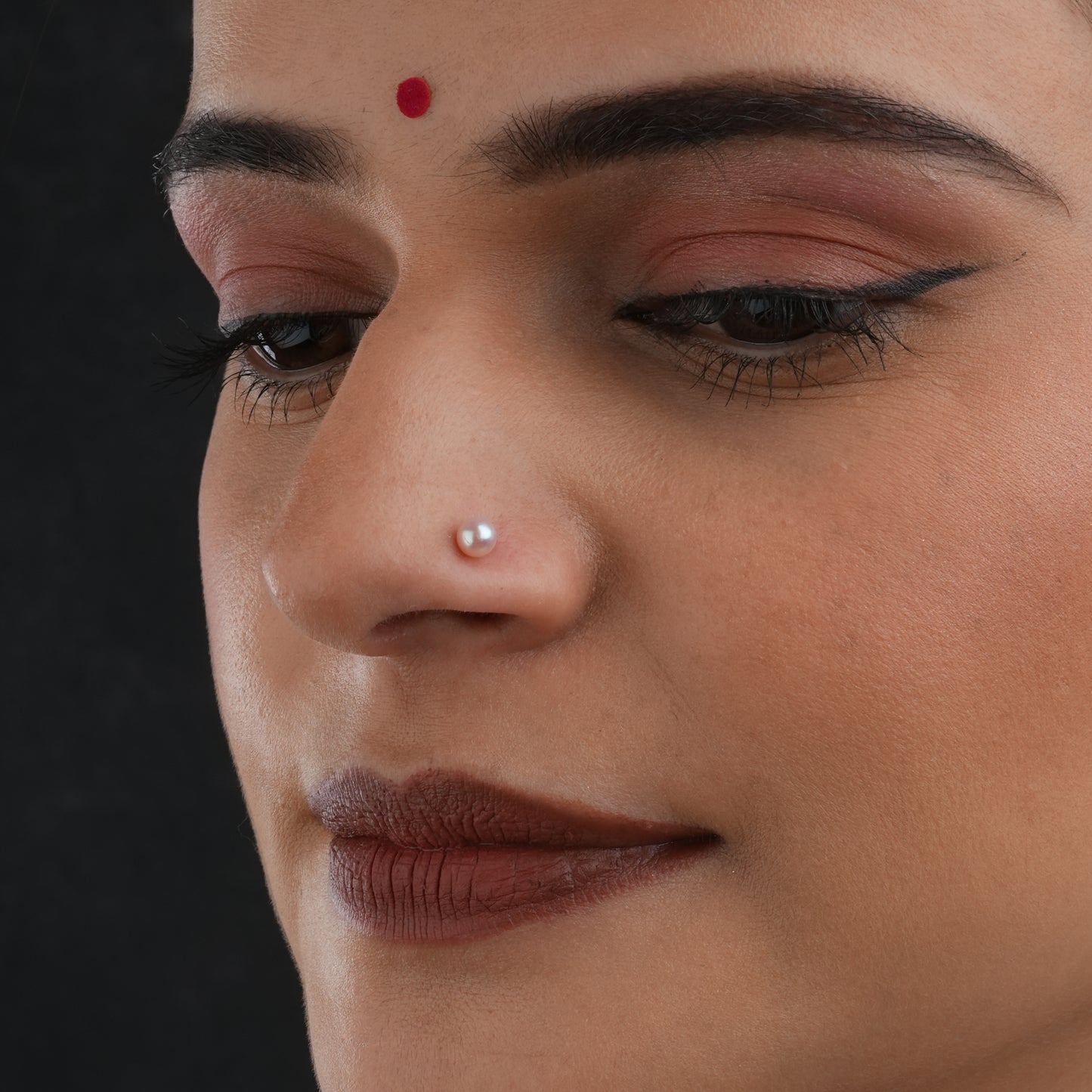 Peach Freshwater Pearl Nose Pin (Wire Type)