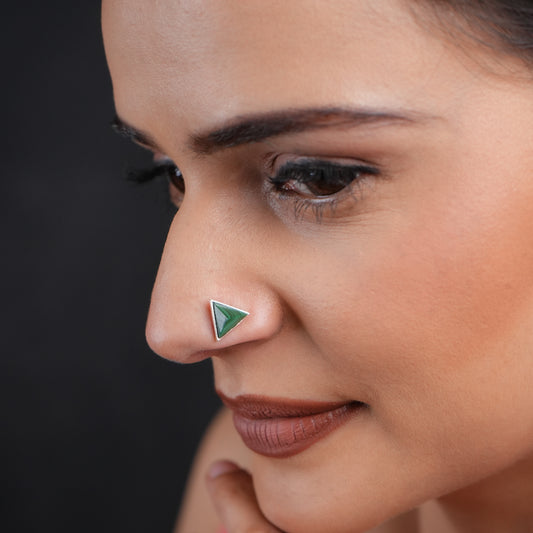 Malachite Triangle Silver Nosepin