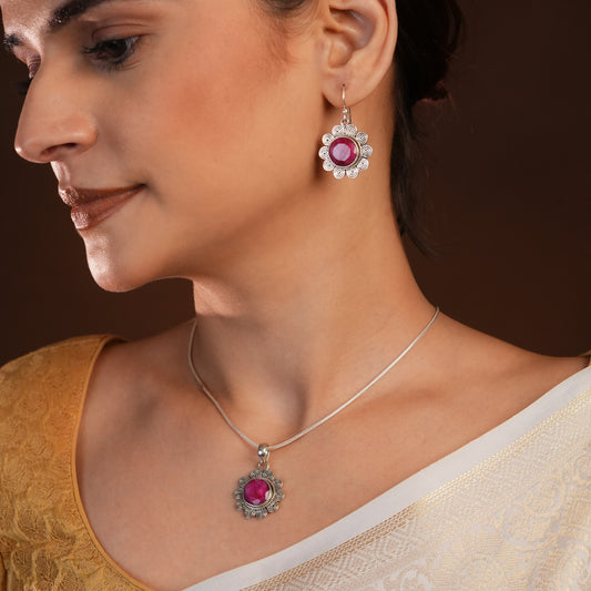 Floral Ruby Pendant Set