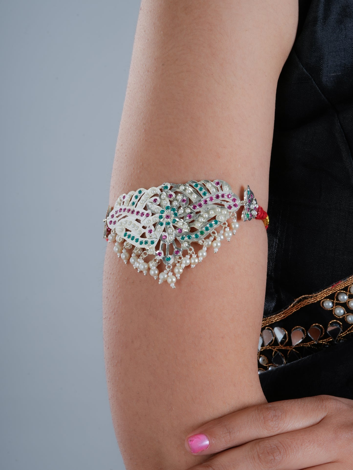 Hania Purani Dilli Silver Baajuband