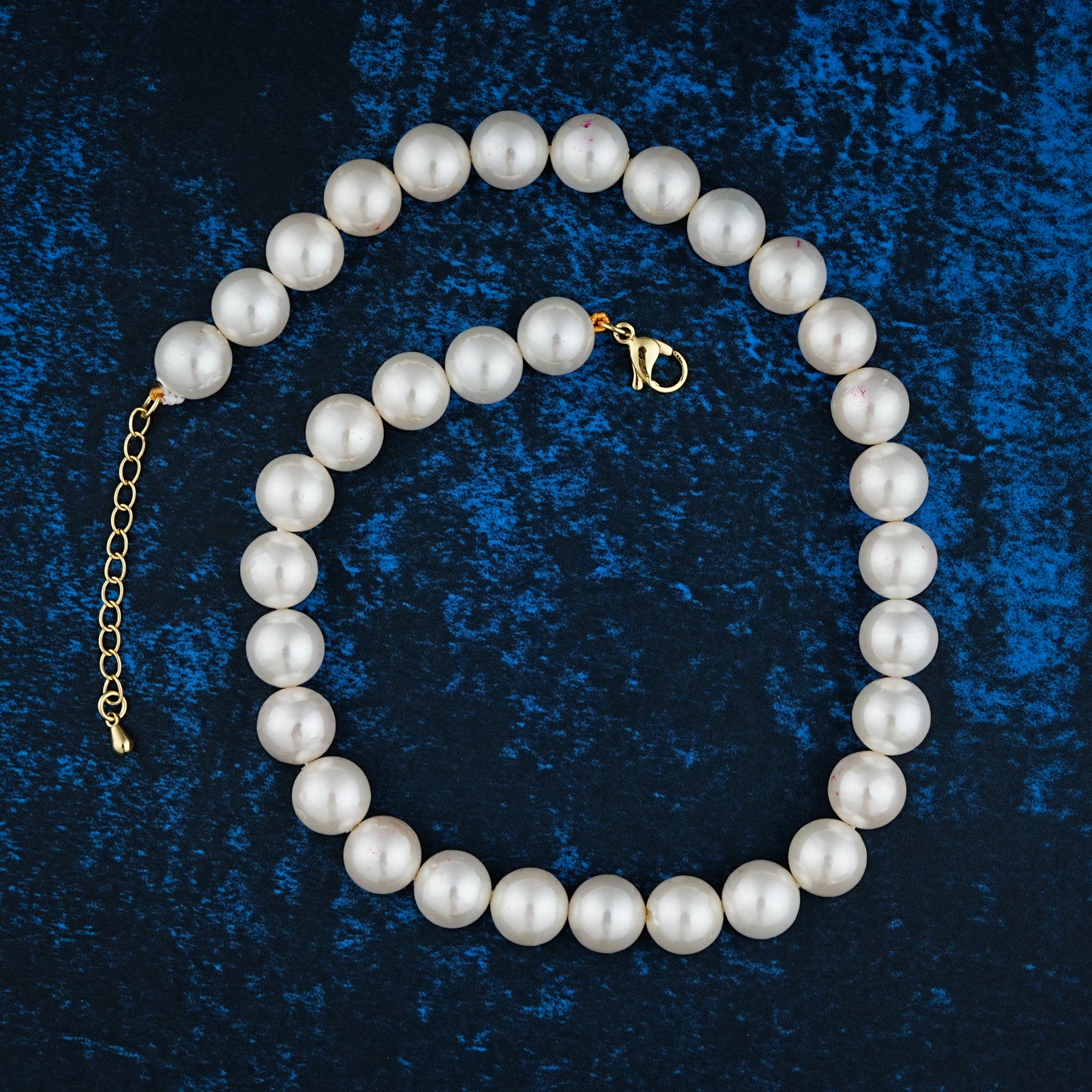 Lola Pearl Necklace