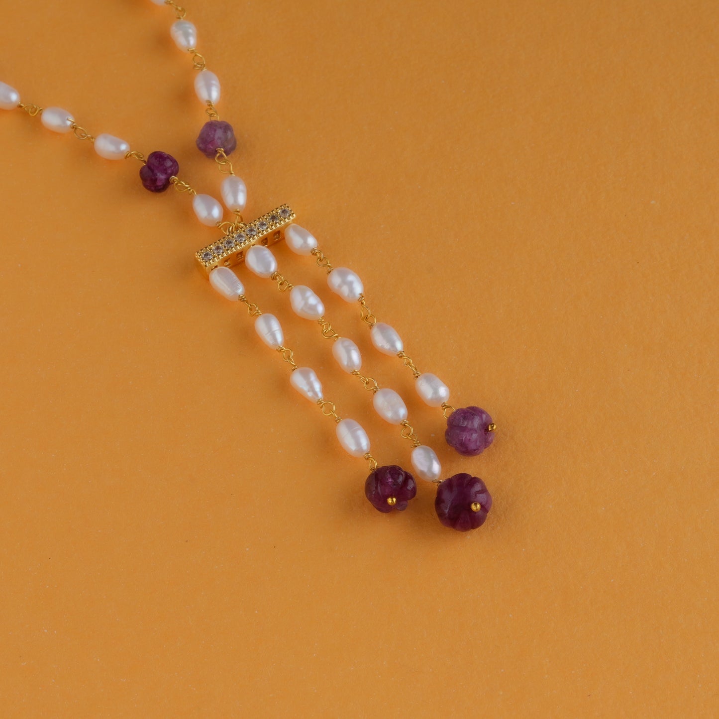 Pearl Ruby Delicate Set