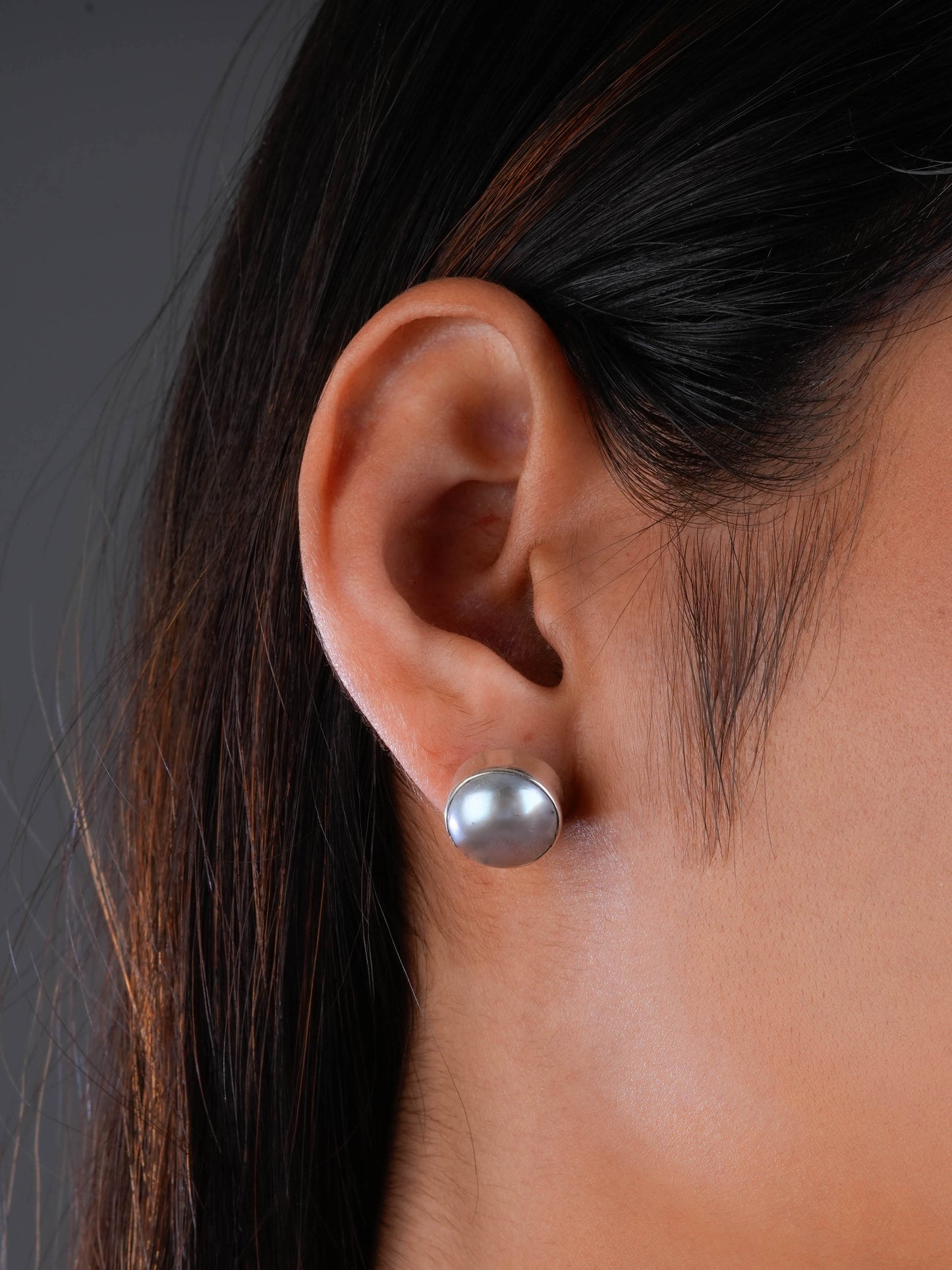 Twilight Pearl Studs (Silver)