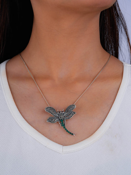 Emerald Elegance: Dragonfly Brooch Cum Pendant