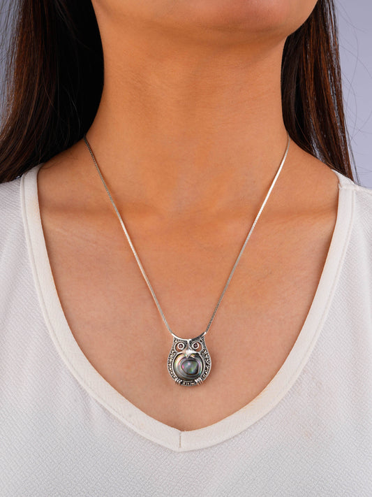 Garnet-Eyed Marcasite Owl Shell Brooch Cum Pendant