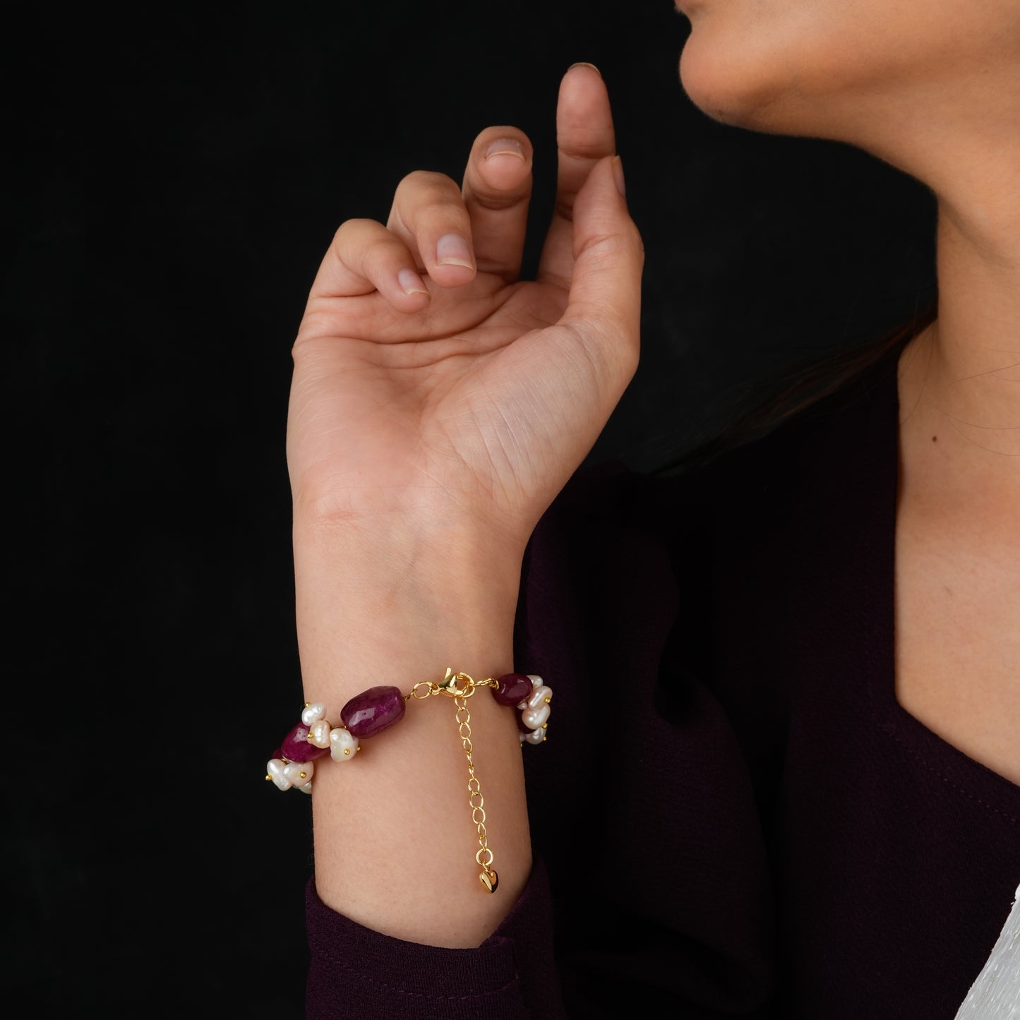 Ruby Coloured Quartz and Fresh Water Pearls Bracelet