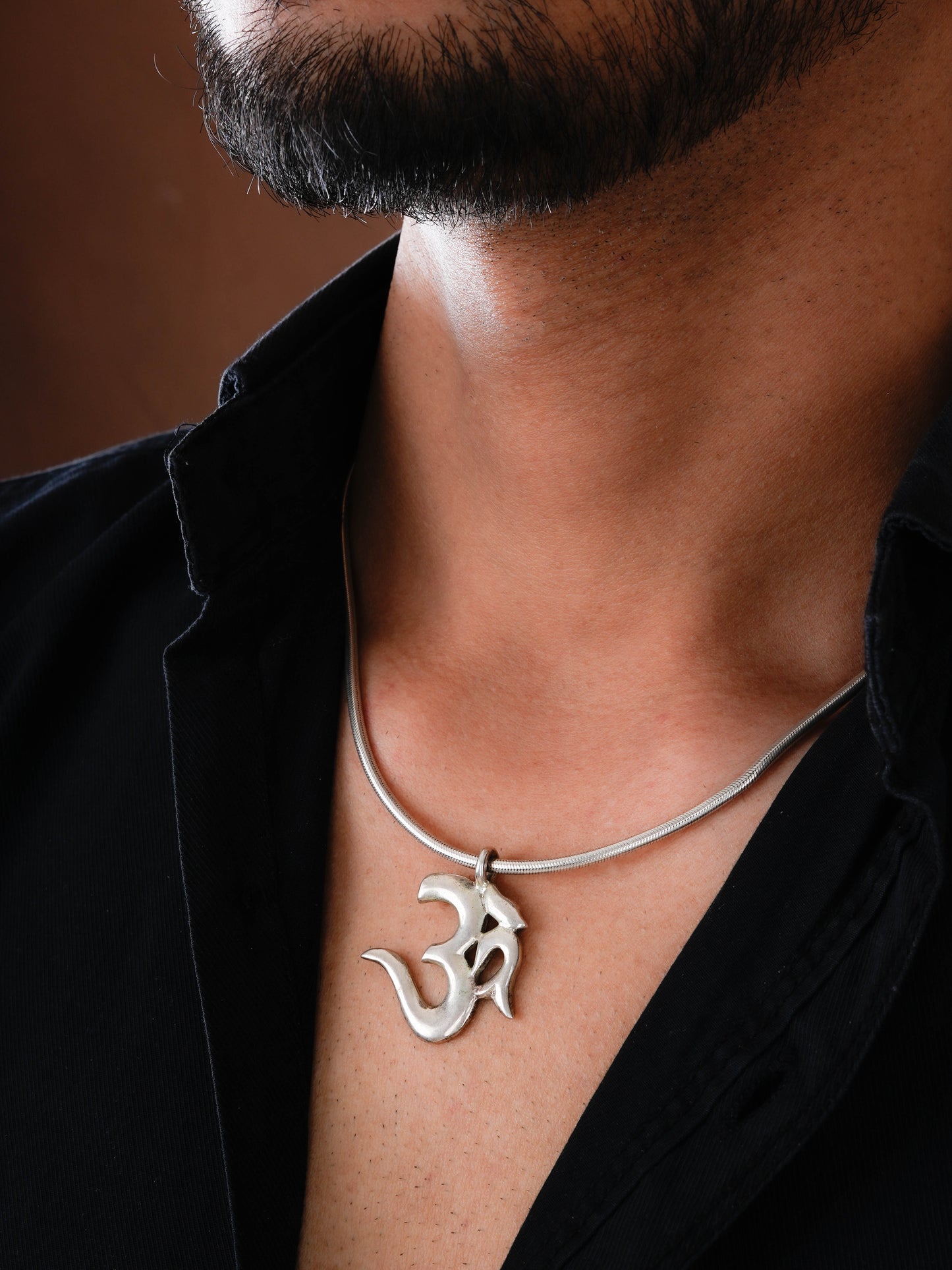 Universal Om Pendant