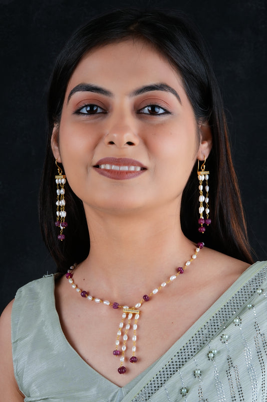 Pearl Ruby Delicate Set