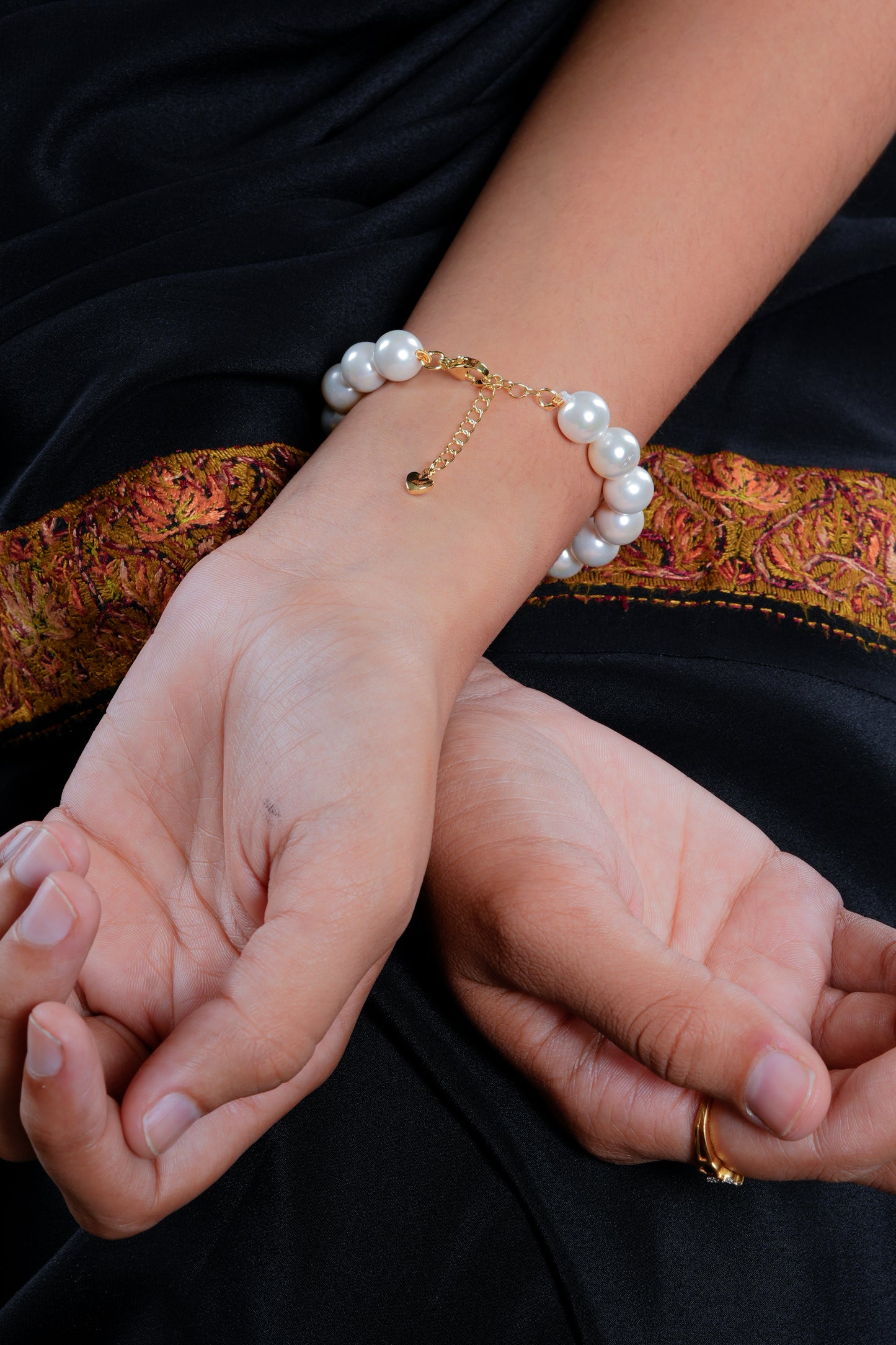 Lola Pearl Bracelet