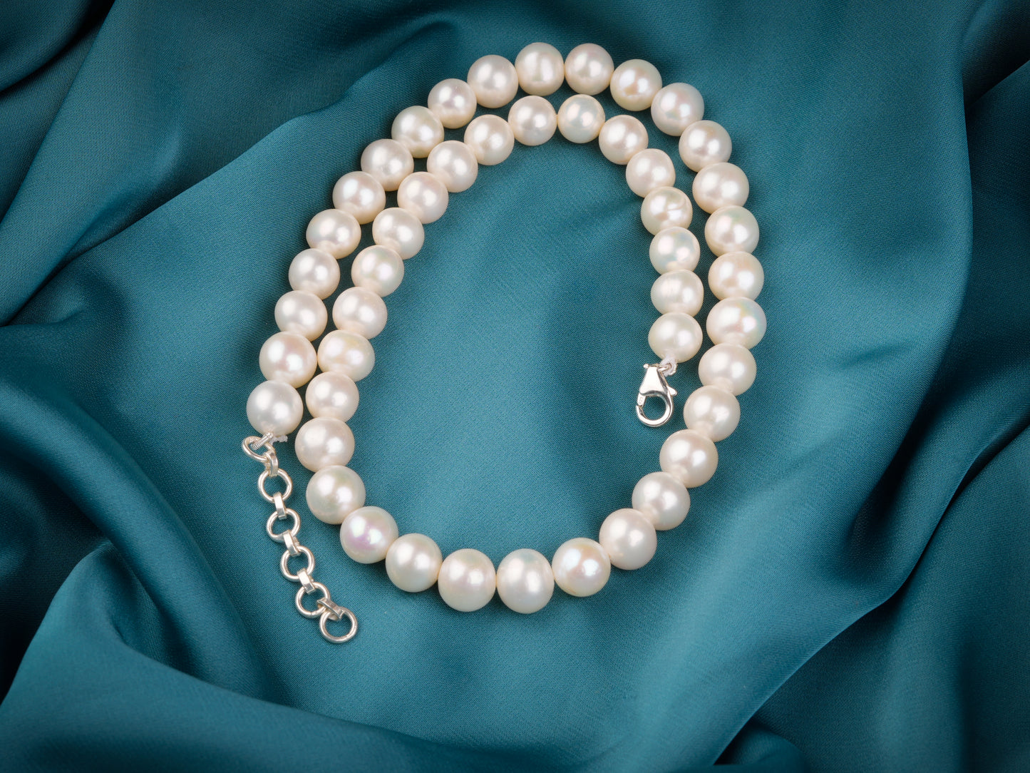 Classic AAA Round Pearl Necklace(8-9mm)