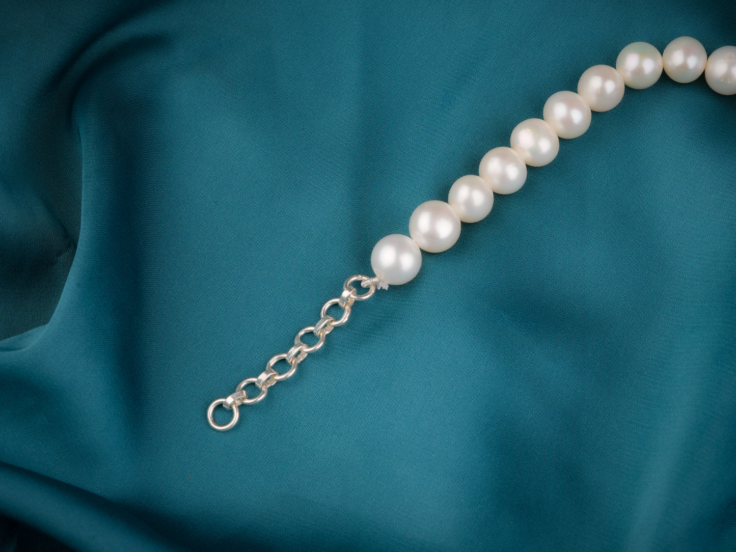 Classic AAA Round Pearl Necklace(8-9mm)