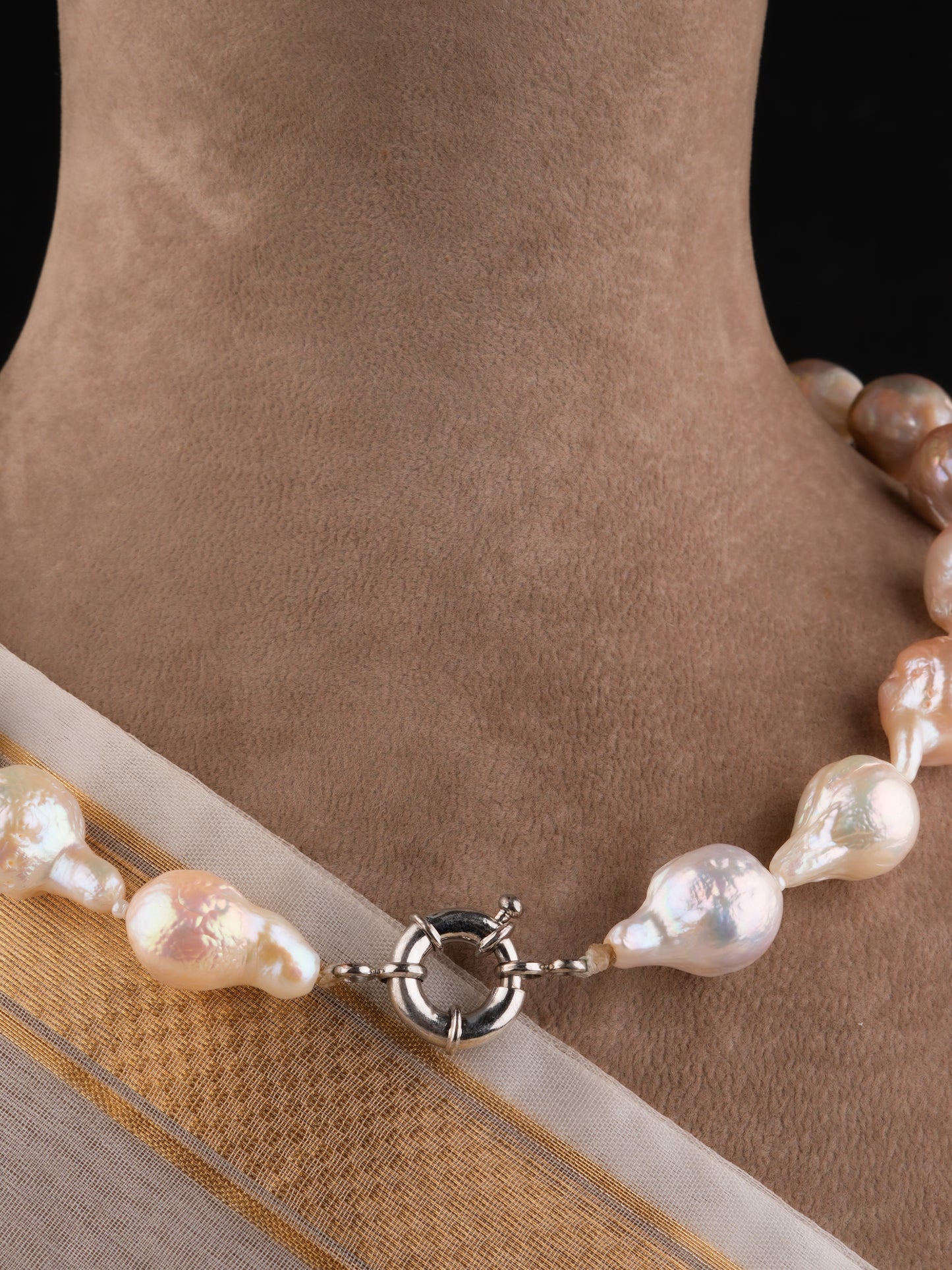 freshwater Baroque Pearls Necklace