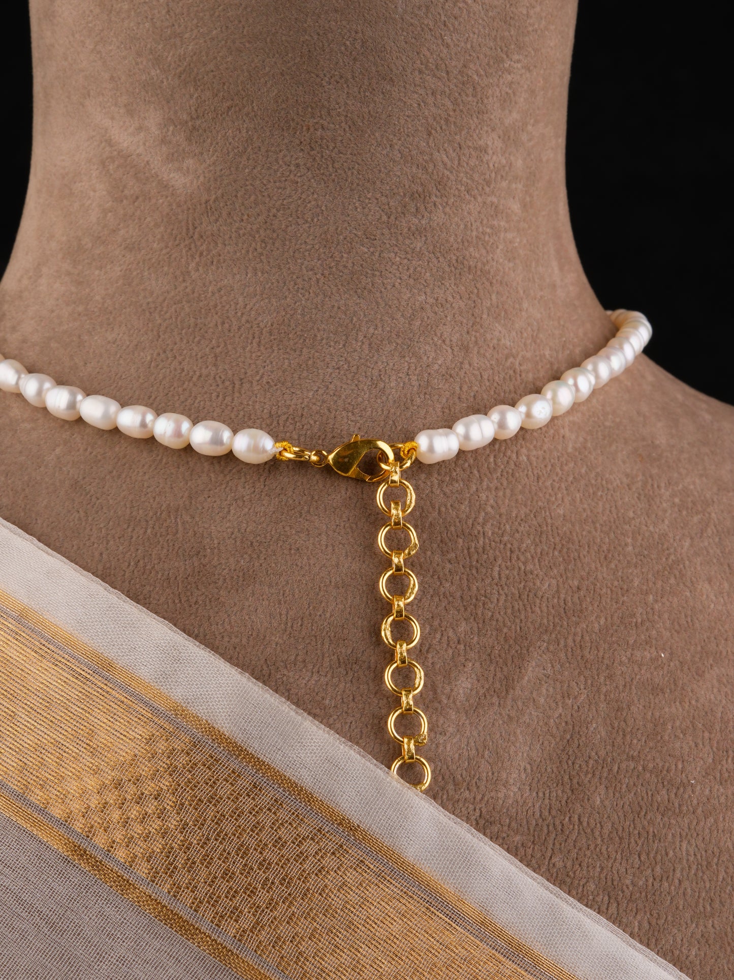 Rice Freshwater Pearls Minimal Necklace
