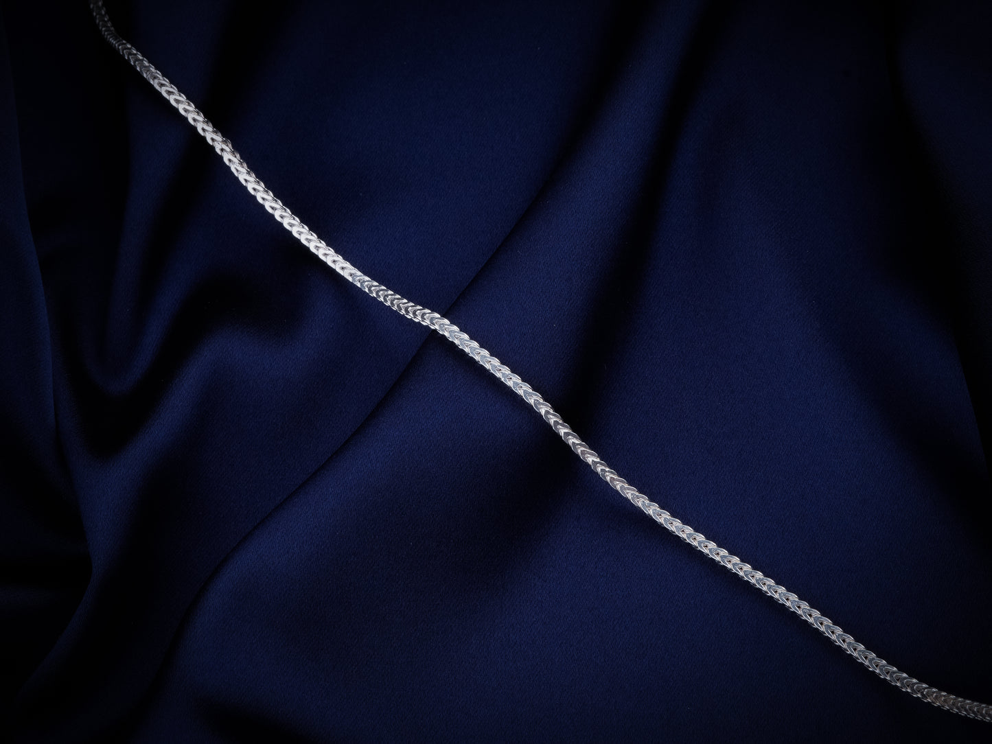 Everyday Silver Herringbone Chain