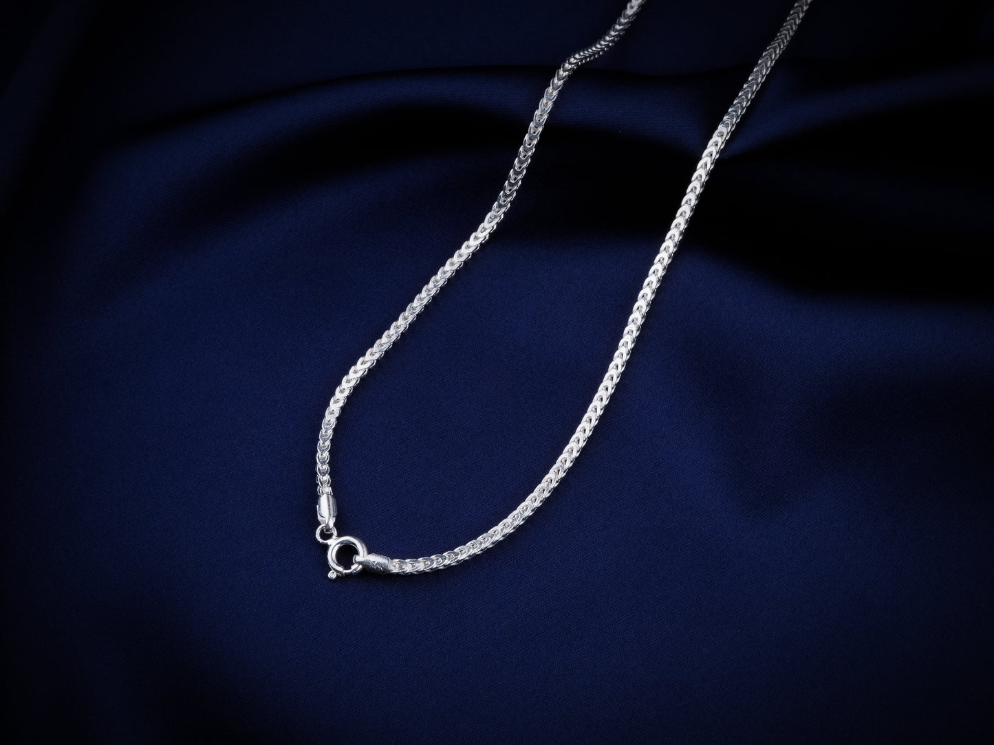 Everyday Silver Herringbone Chain