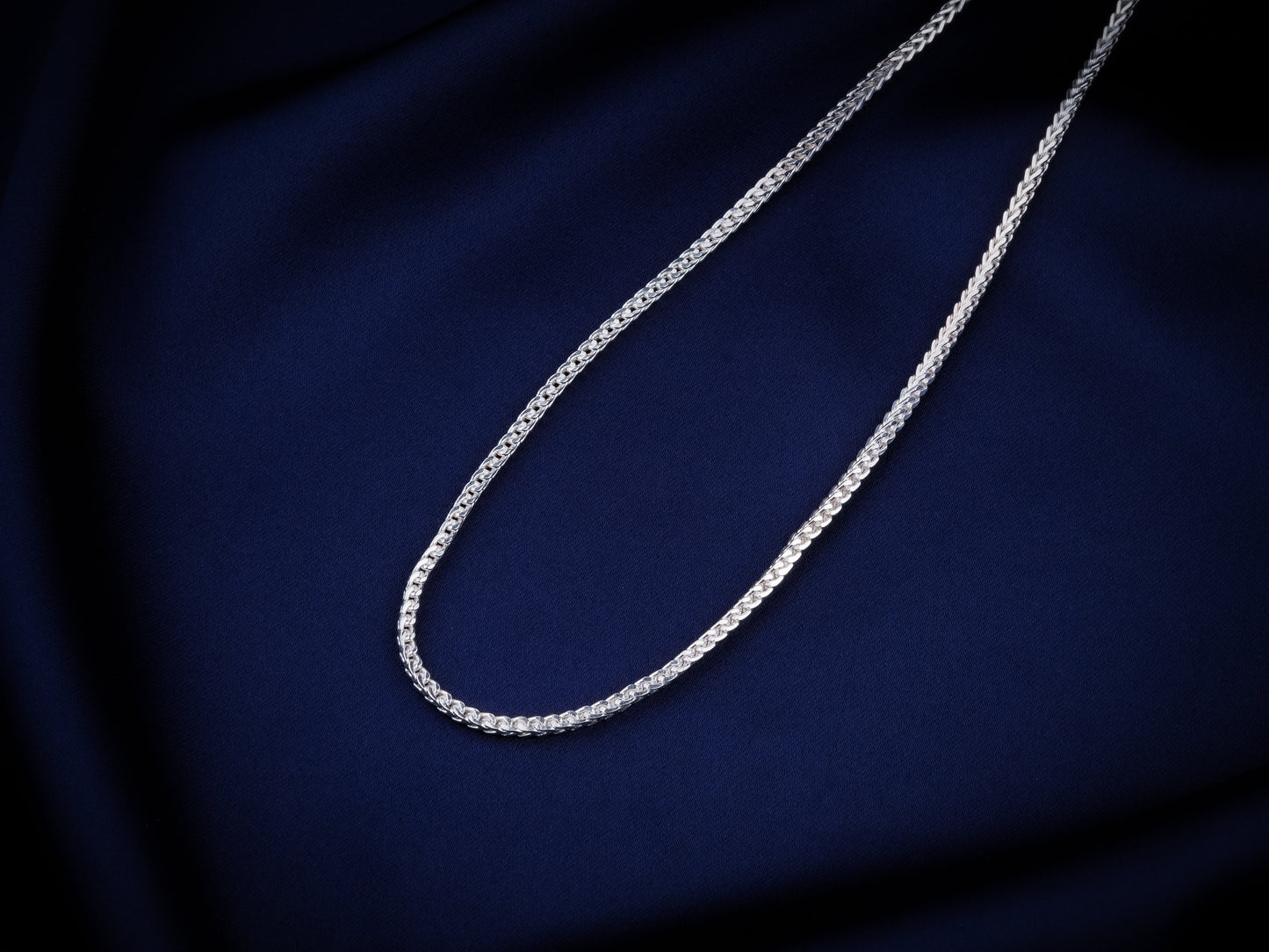 Everyday Silver Herringbone Chain