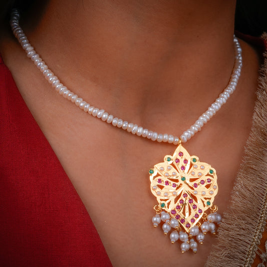 Arshia Purani Dilli Gold Plated Silver Necklace Set