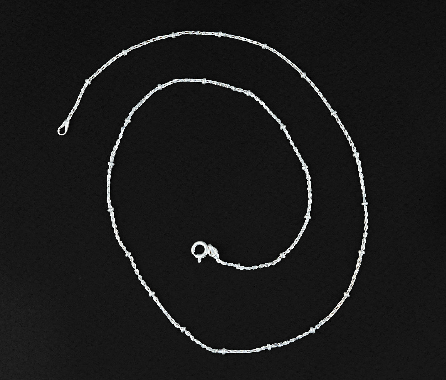 Everyday Twisted Ball Silver Chain