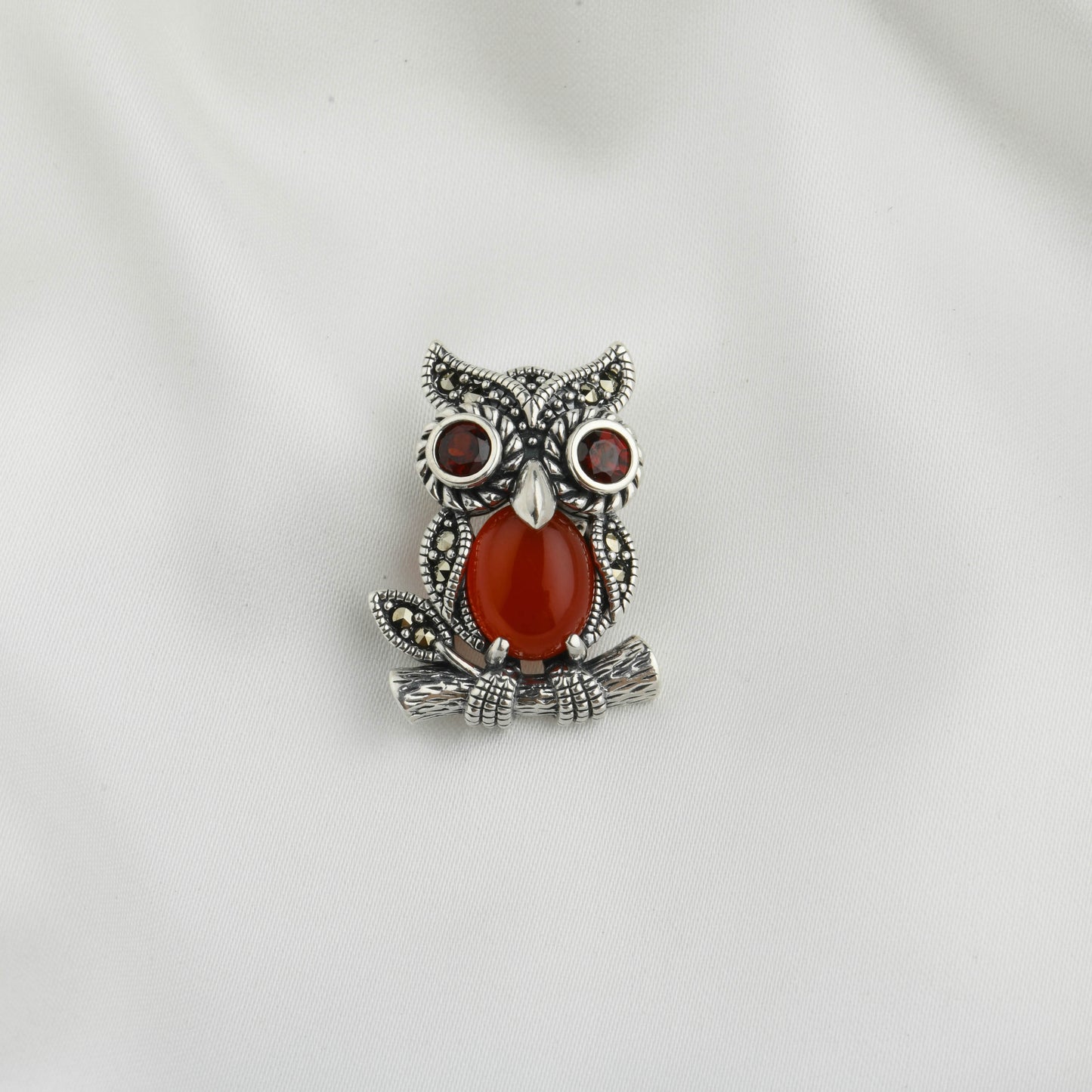 Fiery Gaze: Silver Marcasite Owl Brooch Cum Pendant