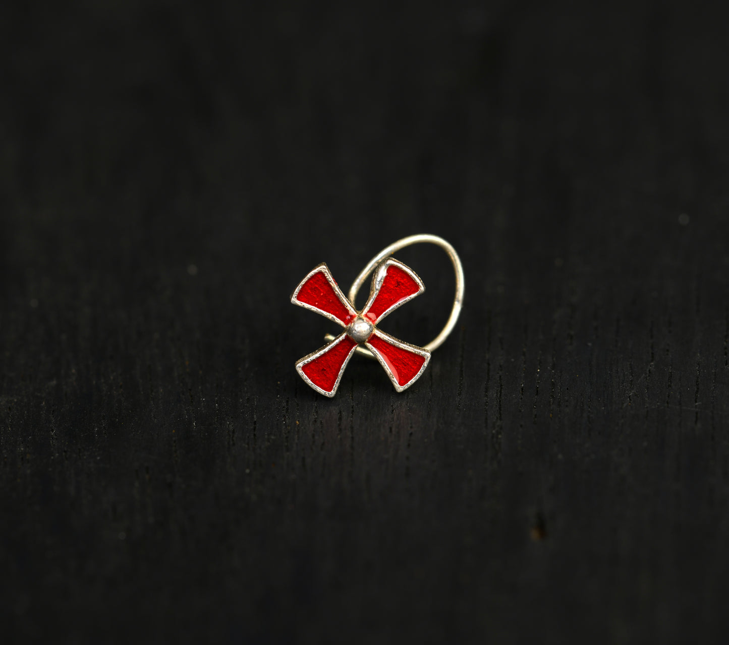 Pin Wheel Red Silver Enamel Nose Pin